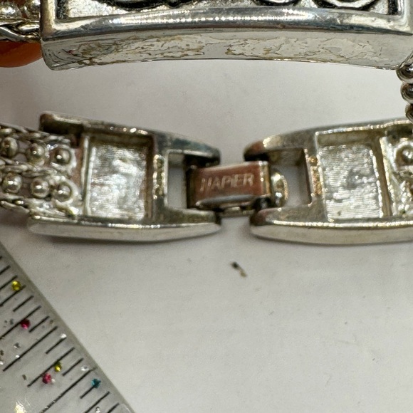 Napier silver plated mixed multiple chain bracelet with foldover clasp signed - Picture 6 of 12